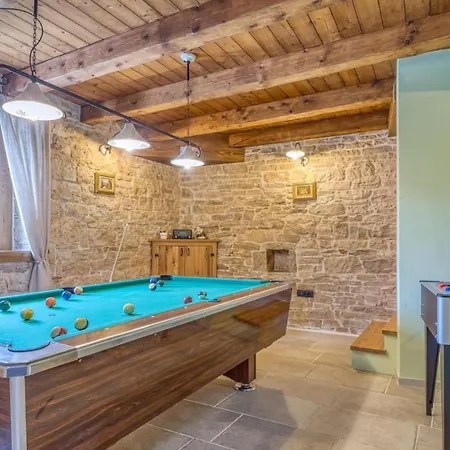 Rustic Kata With Outdoor Pool In Sveti Lovrec Vila Selina